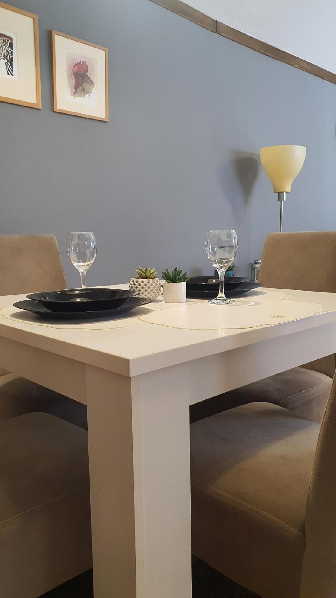Kum Apartment Ниш Номер фото